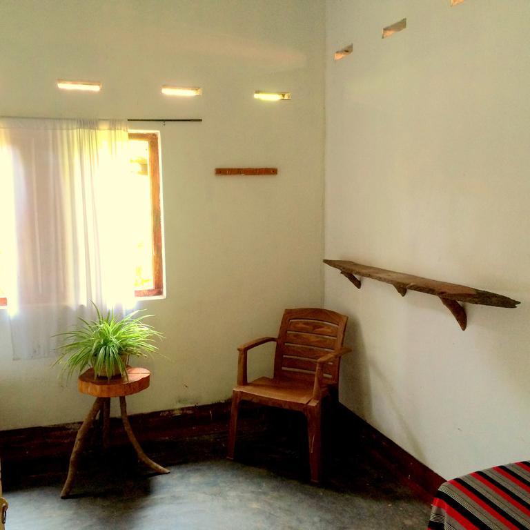 Hotel Surf & Yoga Arugam Bay Habitación foto